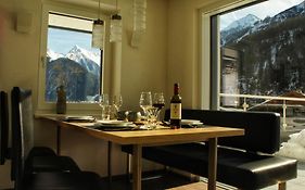 Mountain Home Apartment